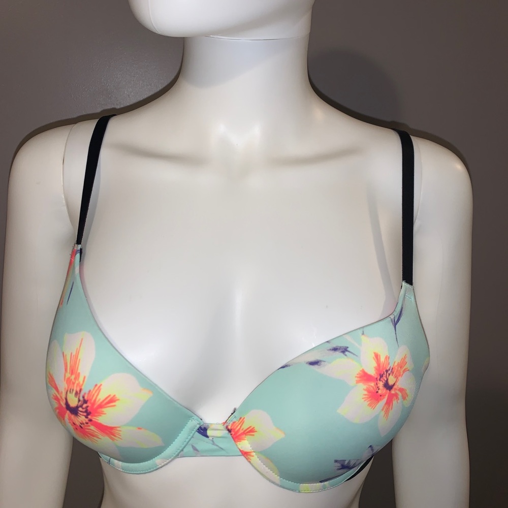 Green floral bra